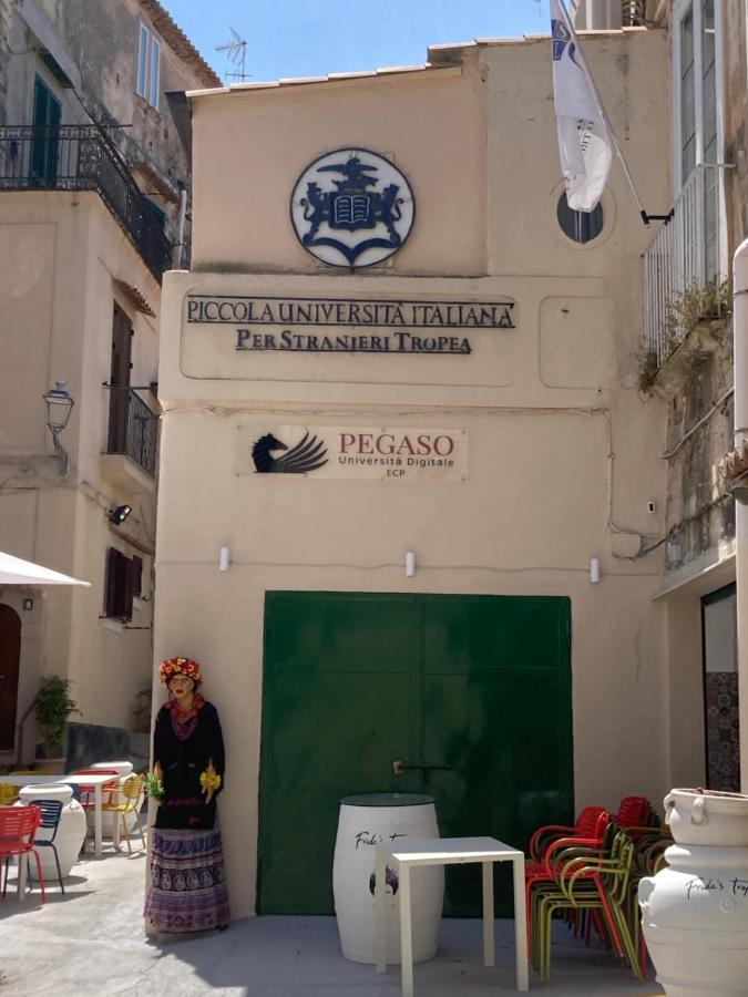 Domus Luxury Tropea Apartamento Exterior foto